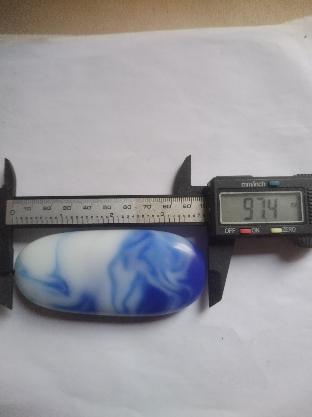 玉石 手镯 手串 新疆七彩玉 手把件。