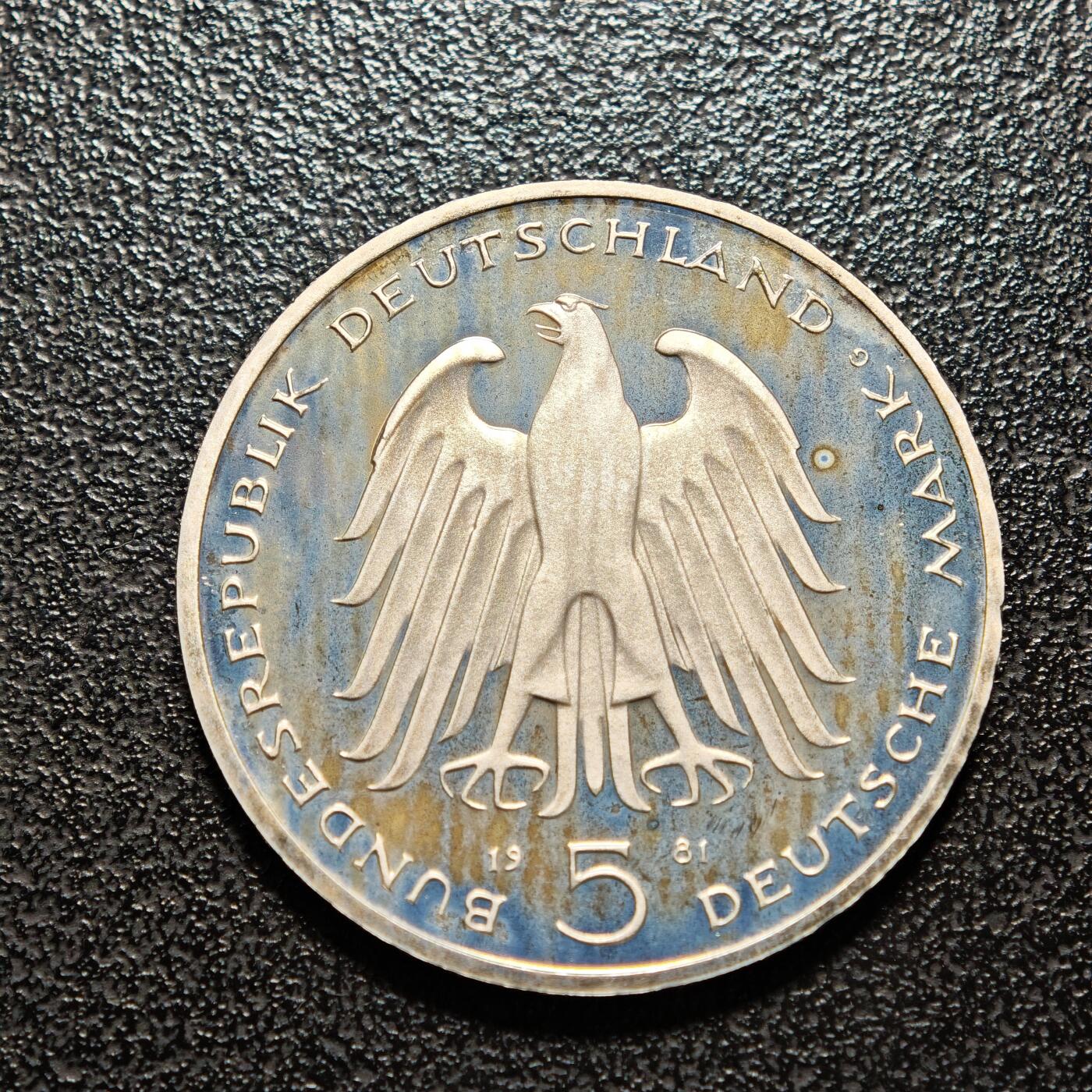 【德藏】世界币章拍卖第154期（拍品征集中~欢迎藏友联系） 1981年 德国政治家卡尔逝世150周年5马克纪念镍币 直径约：28.9mm；重约：10g