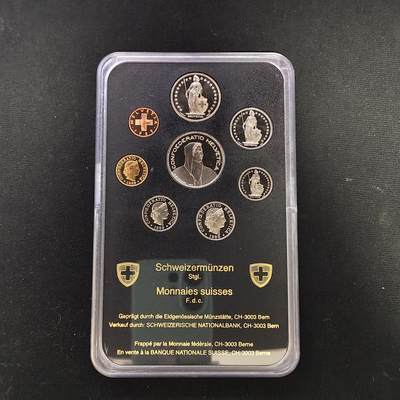 【全场包邮】纯粹捡漏拍479场（免费代拍第16场） - 瑞士1989年官方精制套币-原盒