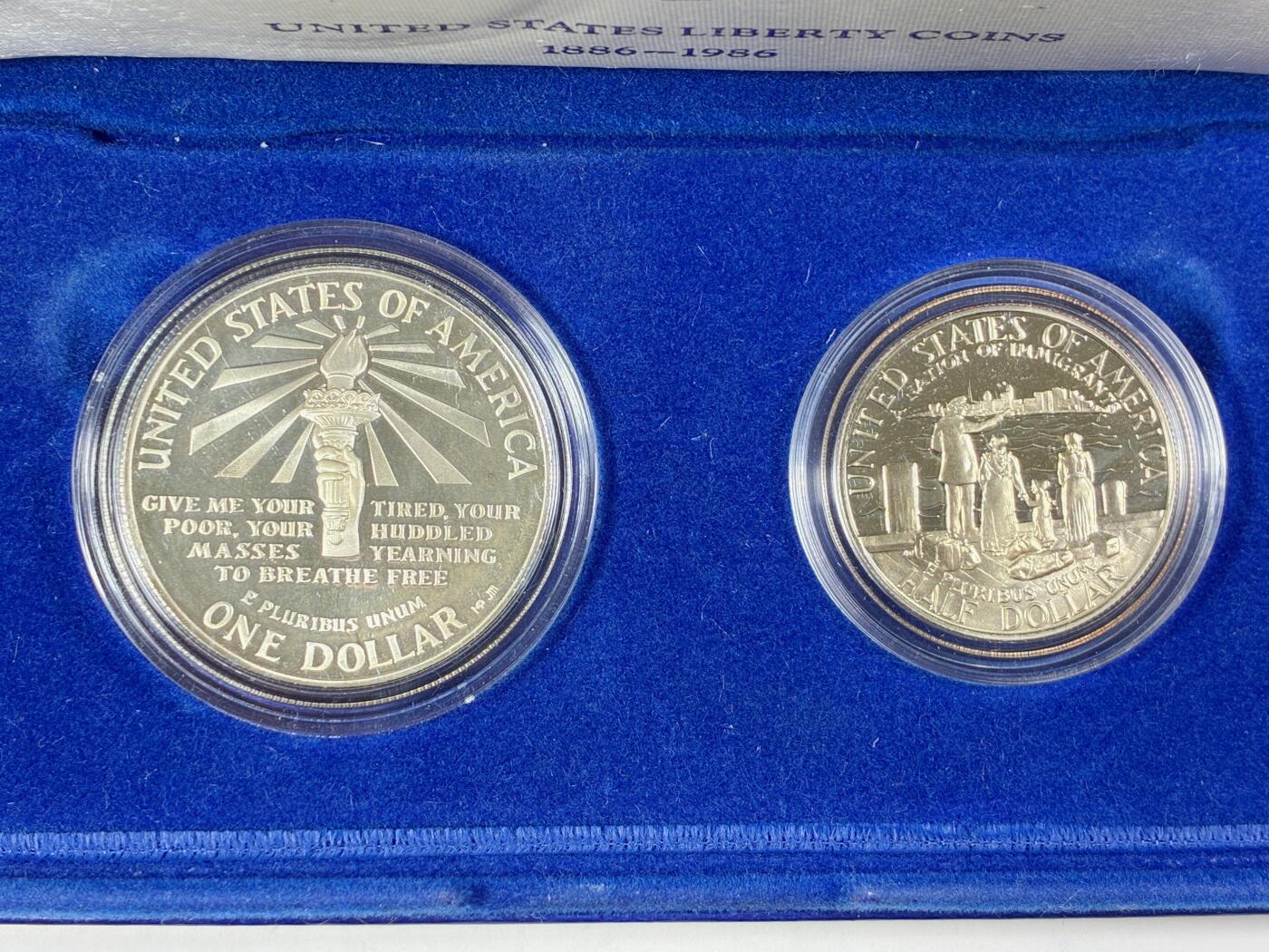 【雨安】【直播拍卖】【世界币章115期-裸币】2025-11-21 周五 19:30 保真 [现代钱币] USA 美国 装帧 1986年 1美元 1/2美元 独立百年纪念银币