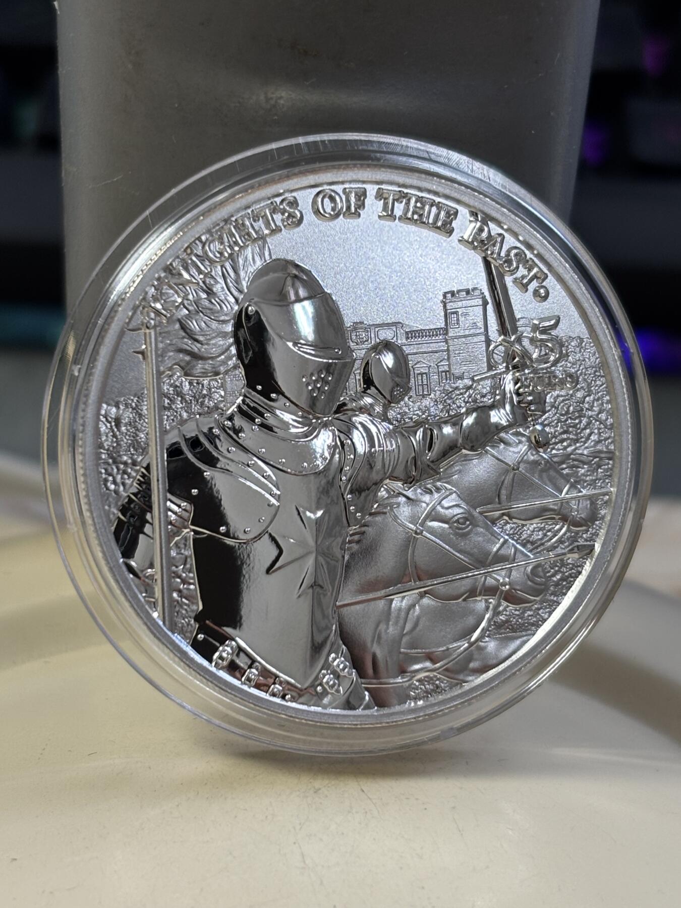 第182期拍卖 卡装马耳他2021年过去的骑士团系列1盎司纪念银币,9999银，发行15000枚，