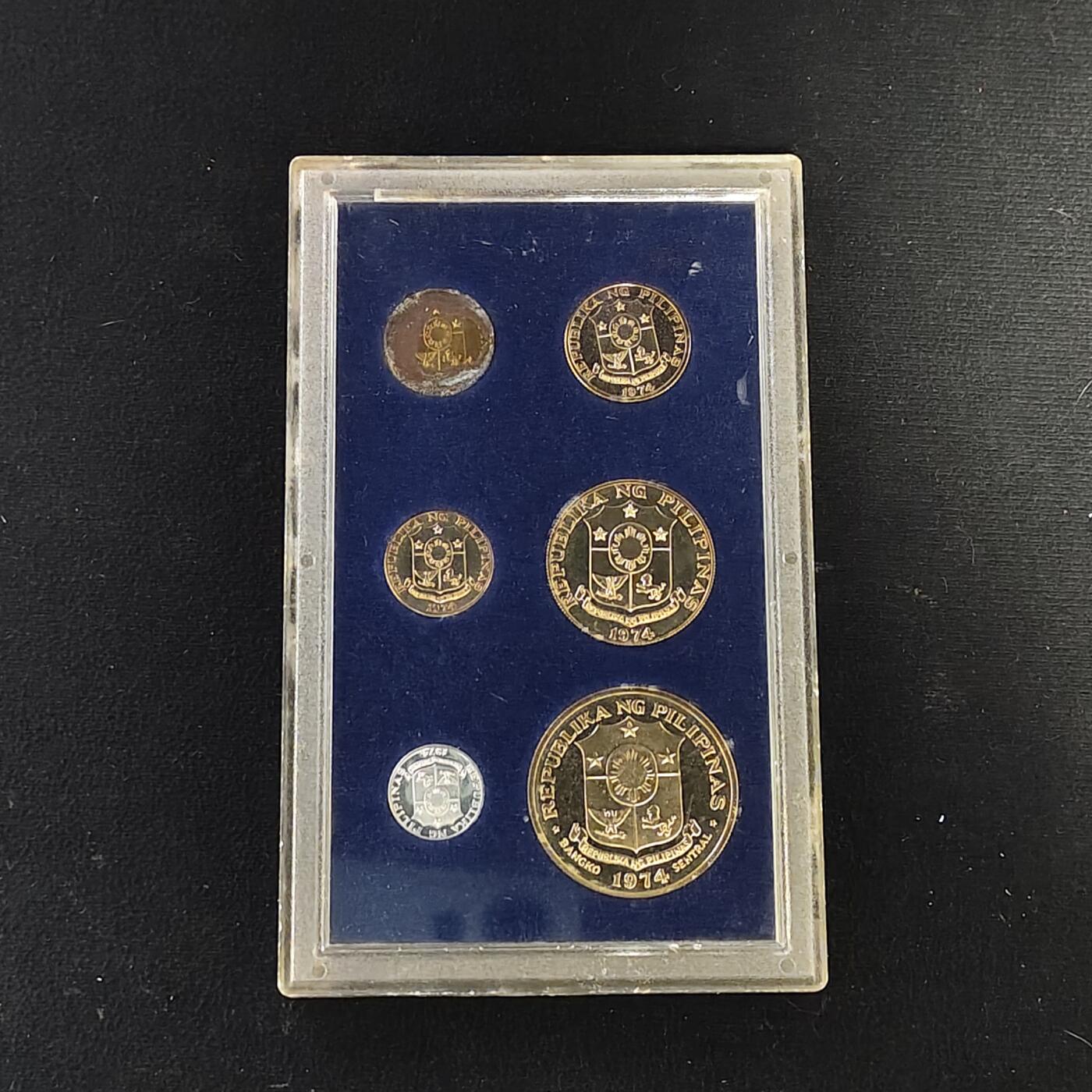 【全场包邮】纯粹捡漏拍479场（免费代拍第16场） 菲律宾1973年官方精制套币-盒证全