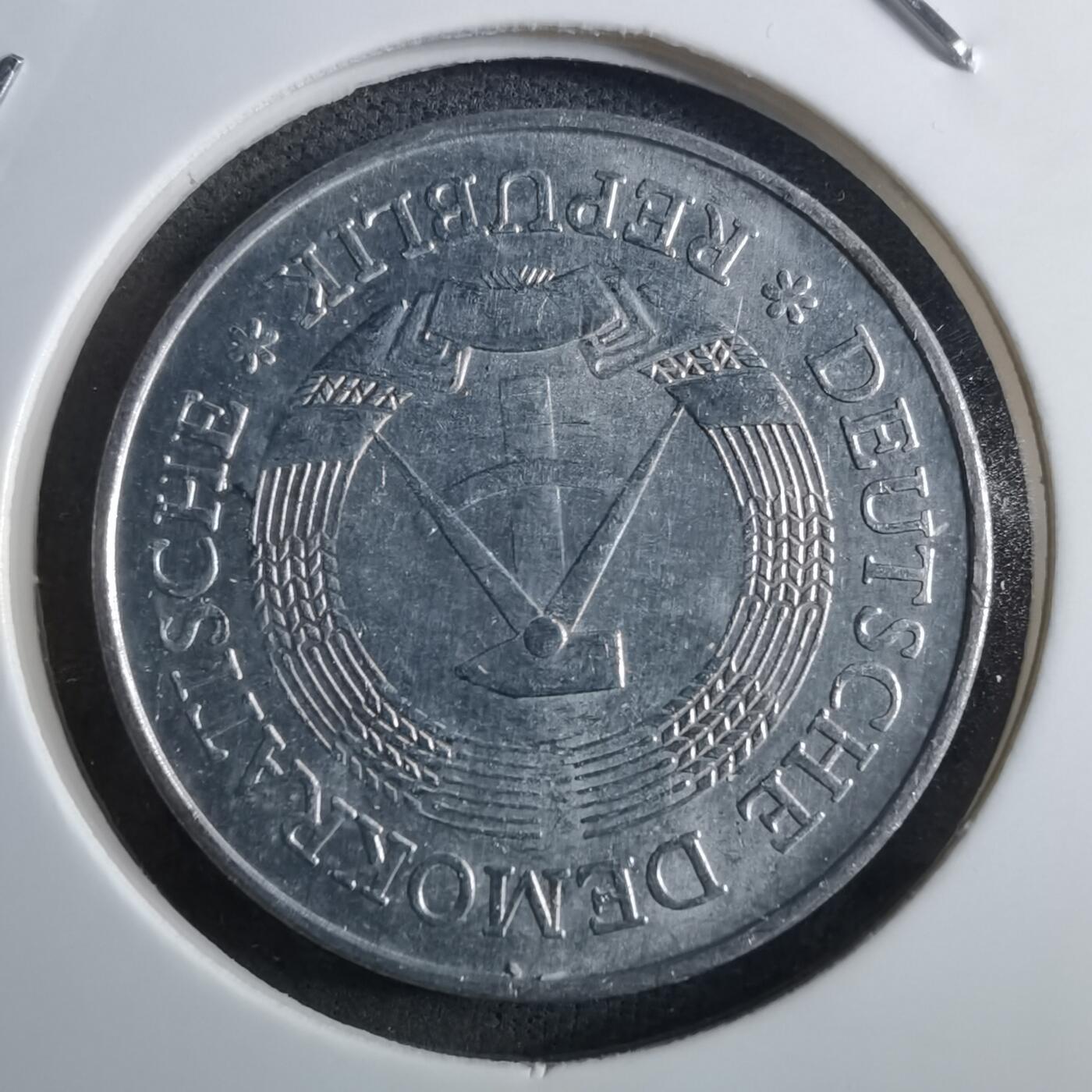 沼泽如烟--第910场 东德1982年1马克