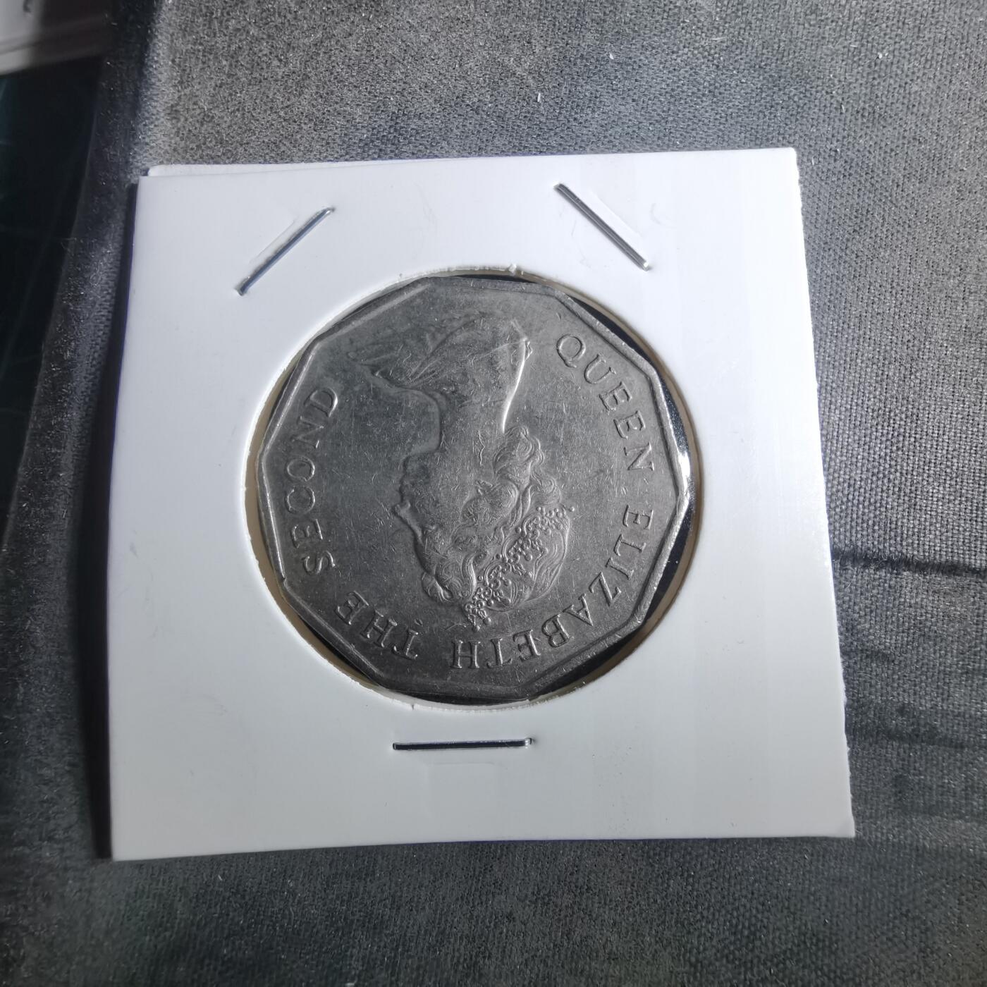 沼泽如烟--第910场 香港1976年多边五元