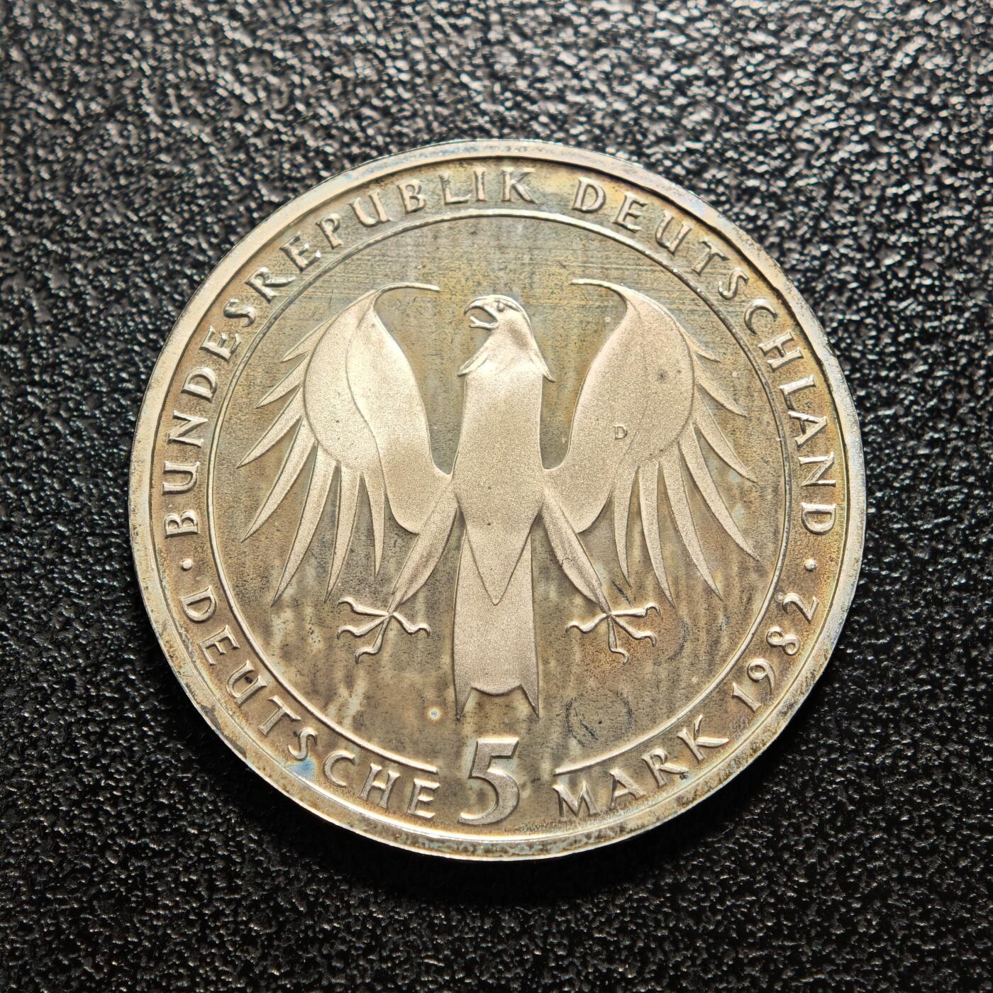 【德藏】世界币章拍卖第154期（拍品征集中~欢迎藏友联系） 1982年 德国哥德逝世150周年5马克纪念镍币 直径约：28.9mm；重约：10g