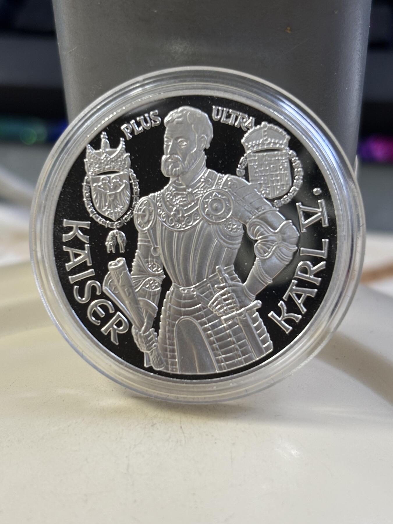 第182期拍卖 奥地利1992年卡尔五世精制纪念银币，900银，总重20克，直径34毫米。克劳斯世界硬币大赛最佳克朗币