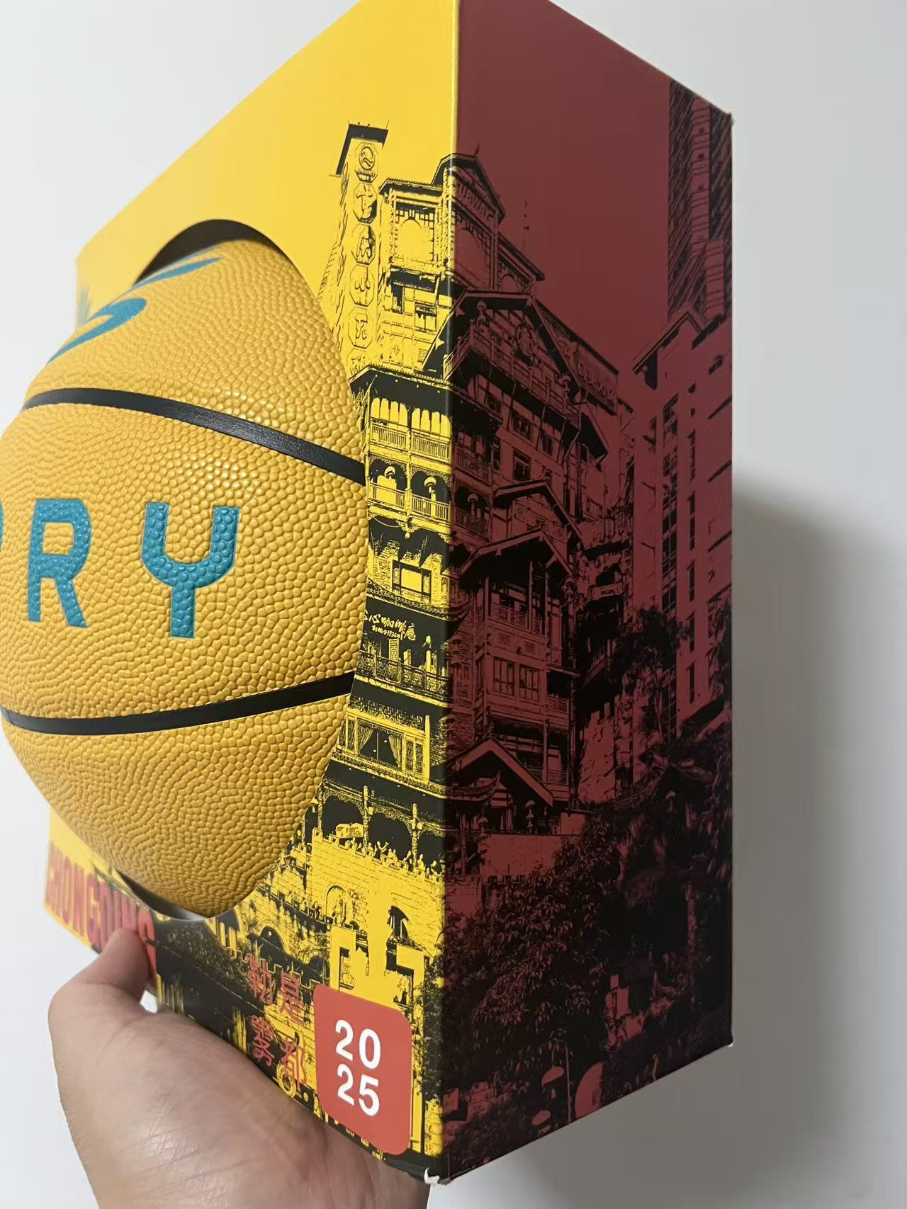 零元拍：最后的UA，永远的CURRY！NBA历史三分王，宇宙勇士话事人斯蒂芬-库里亲笔签名UA出品CURRY品牌亚洲行重庆限定“勒是雾都”收藏篮球！