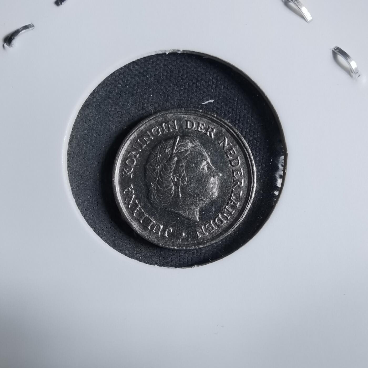 沼泽如烟--第909场 荷兰1979年十分