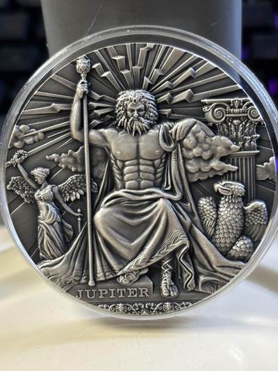 第182期拍卖 - 纽埃2016年罗马诸神朱庇特2盎司仿古纪念银币，2盎司，999银，发行500枚