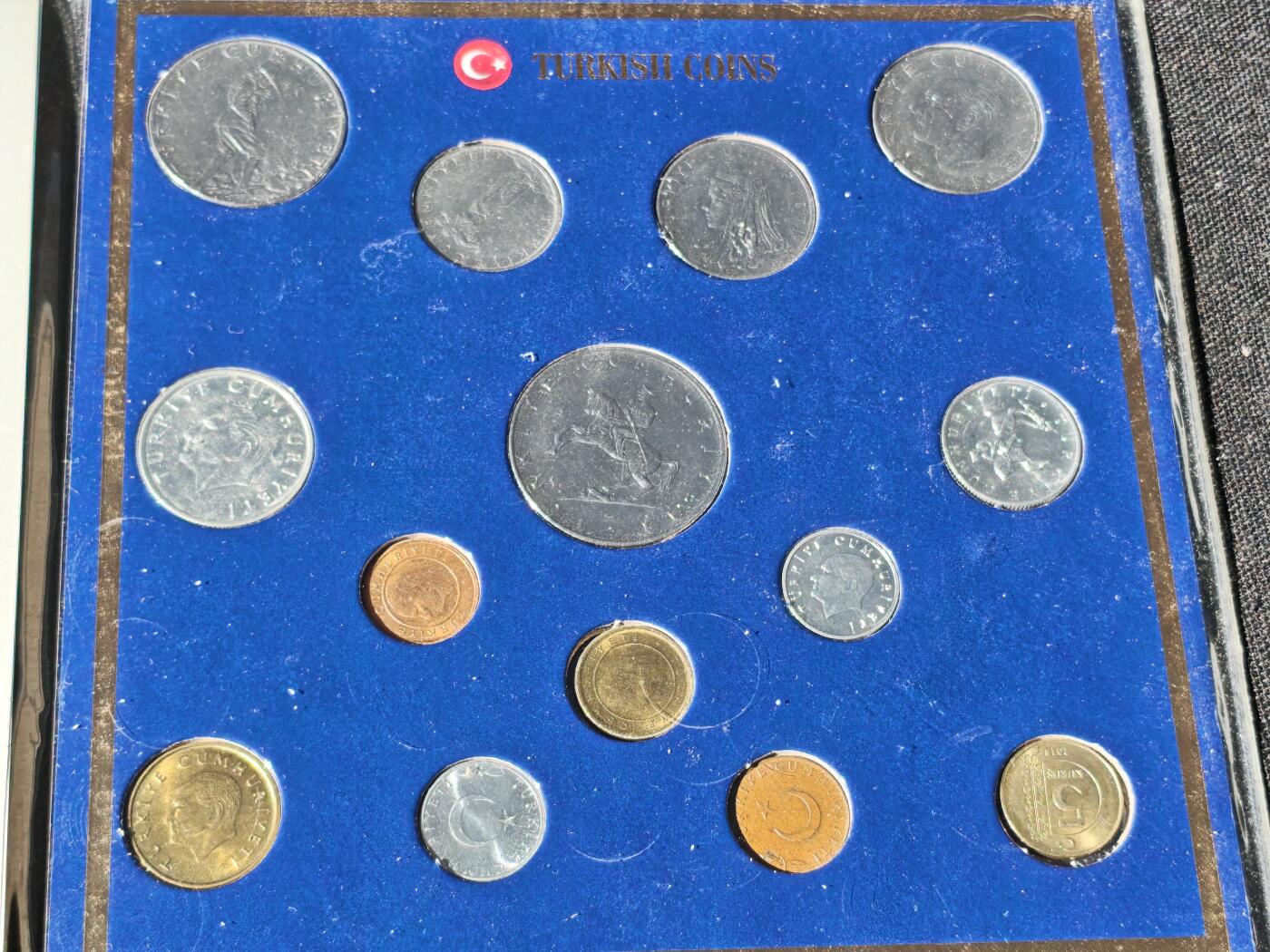 刘世昌艺术品销售中心～虎踞龙蟠*金杨在线联拍群第510期 土耳其硬币册，含14枚硬币，品相如图。