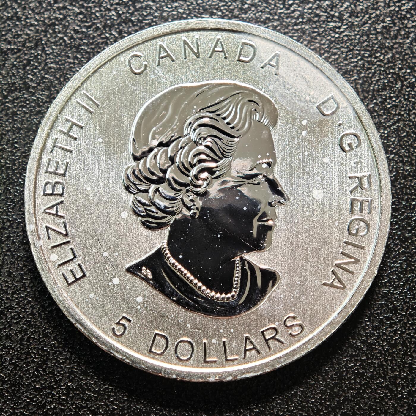 【德藏】世界币章拍卖第154期（拍品征集中~欢迎藏友联系） 2枚一组 2017年 加拿大生肖鸡年5元纪念银币 9999银 直径约：38mm/枚；重1盎司/枚