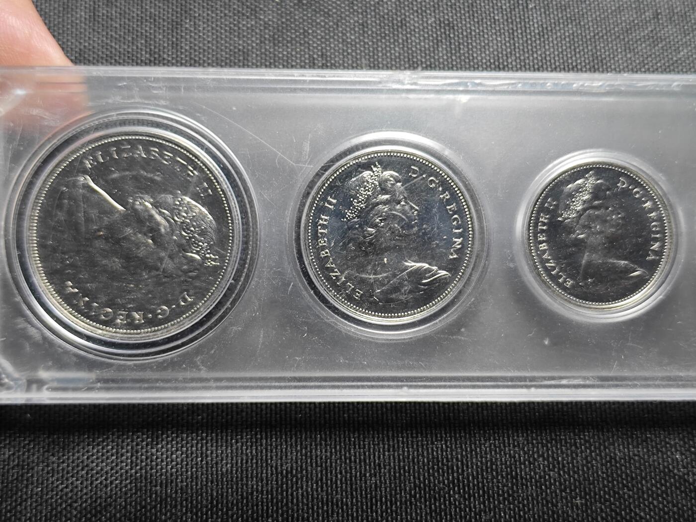 KK钱币收藏小铺 （套币 好品/批量散币 银币）专场  2月预留时间 周末发货  1972加拿大大小面值清年一套