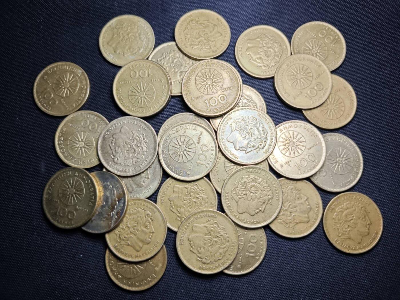 KK钱币收藏小铺 （套币 好品/批量散币 银币）专场  2月预留时间 周末发货  希腊100德拉克马一组32枚！