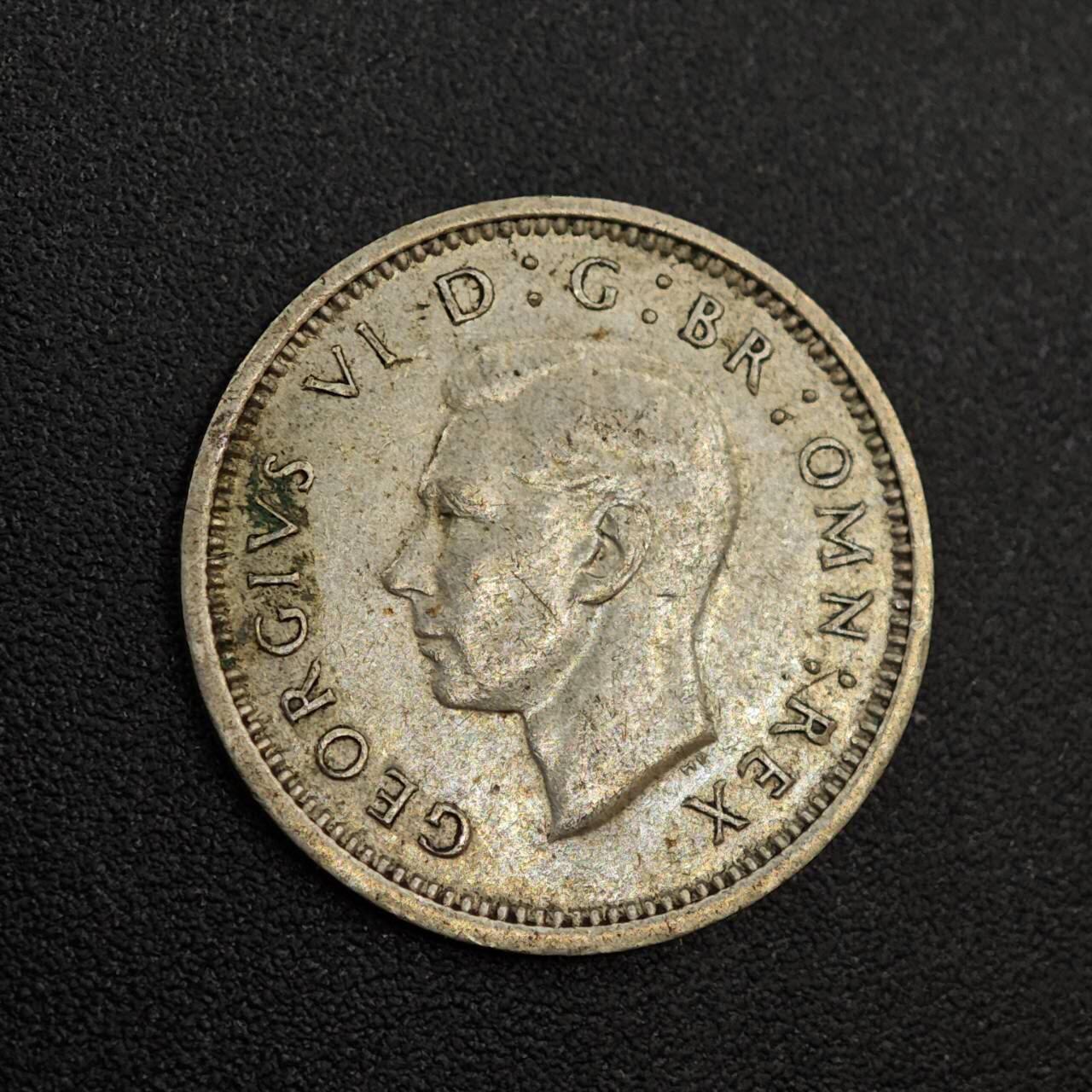 【淘币小摊】实时拍第八百零二拍   散币场   满百包邮可预留二周 每周一统一发货   英国1940年乔治六世3便士银币