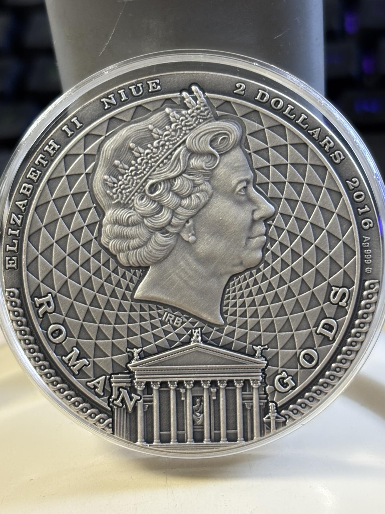 第182期拍卖 纽埃2016年罗马诸神朱庇特2盎司仿古纪念银币，2盎司，999银，发行500枚