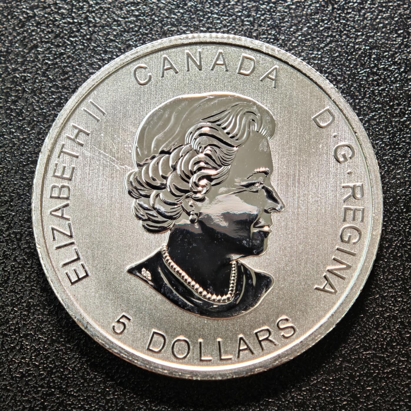 【德藏】世界币章拍卖第154期（拍品征集中~欢迎藏友联系） 2枚一组 2017年 加拿大生肖鸡年5元纪念银币 9999银 直径约：38mm/枚；重1盎司/枚