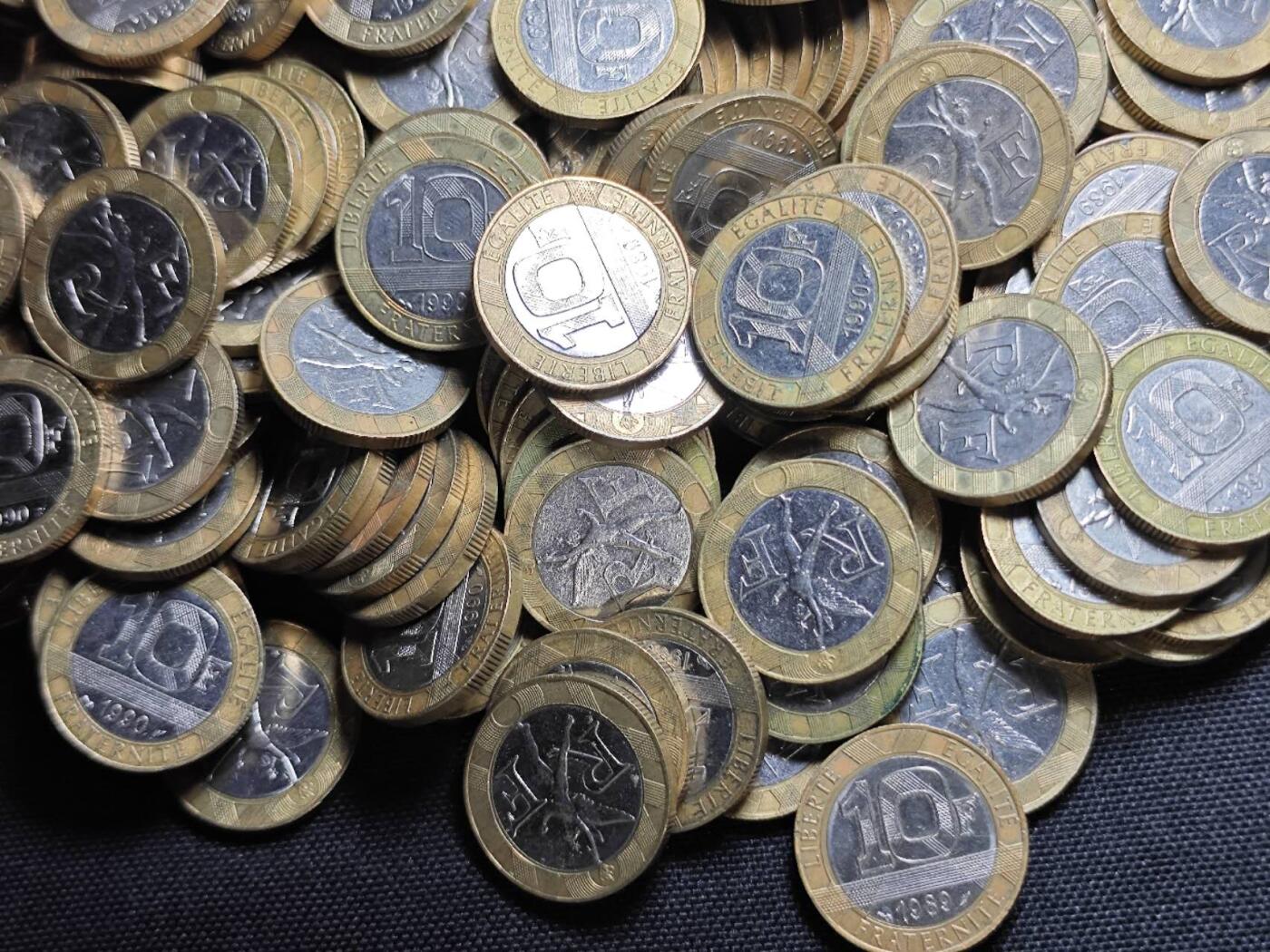 KK钱币收藏小铺 （套币 好品/批量散币 银币）专场  2月预留时间 周末发货  法国10法郎各种年份 双色币一组347枚