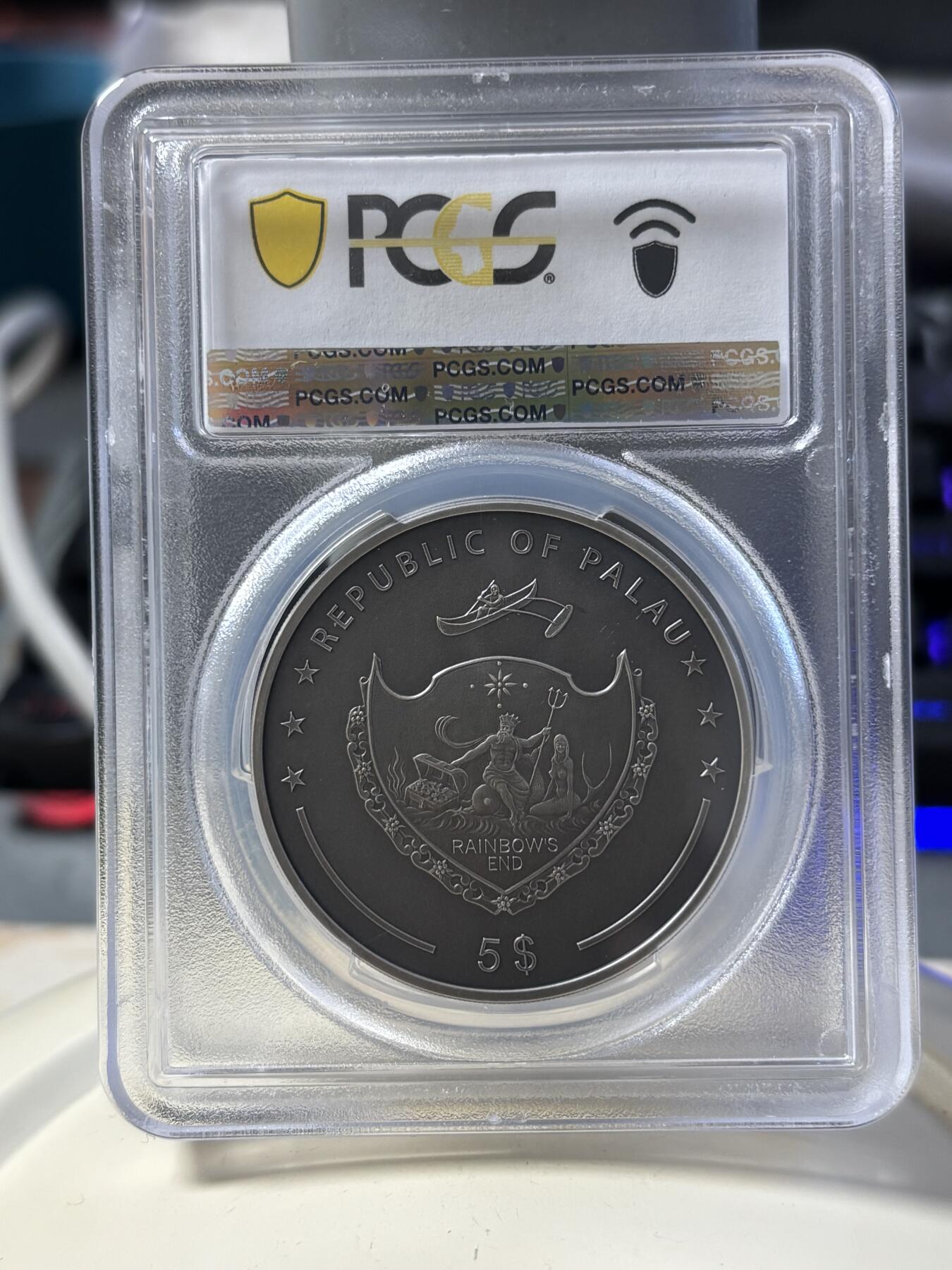 第182期拍卖 帕劳2024年扑克警卫镀金仿古浮雕纪念银币PCGS-SP70首无盒无证书，1盎司。9999银，发行1111枚，