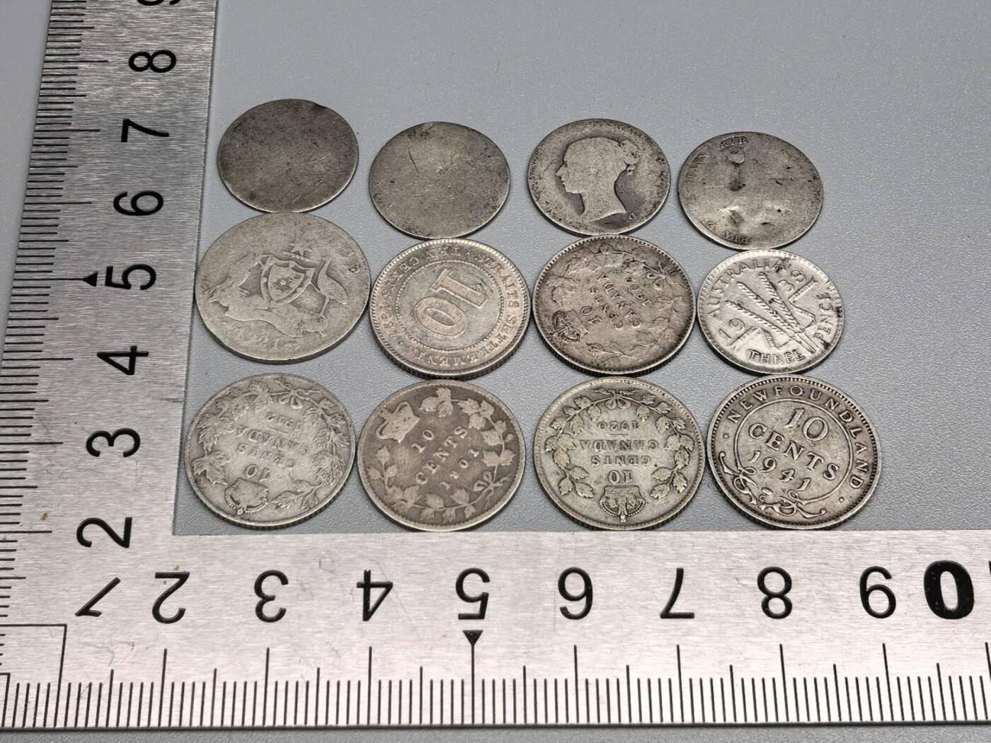 小驴勋章奖章收藏11月22日周六晚六点拍卖（珍爱和平，收藏战争，铭记历史，勿忘国耻，忠党爱国。有偿代拍，送拍规则在简介最后，参拍须阅读规则后再参拍，关系到运费包装发货时效真假辨别等关键信息，拍卖时不再发原图，看大图店主微信码在拍卖店铺介绍里） 19XX年10分银币一组，23克