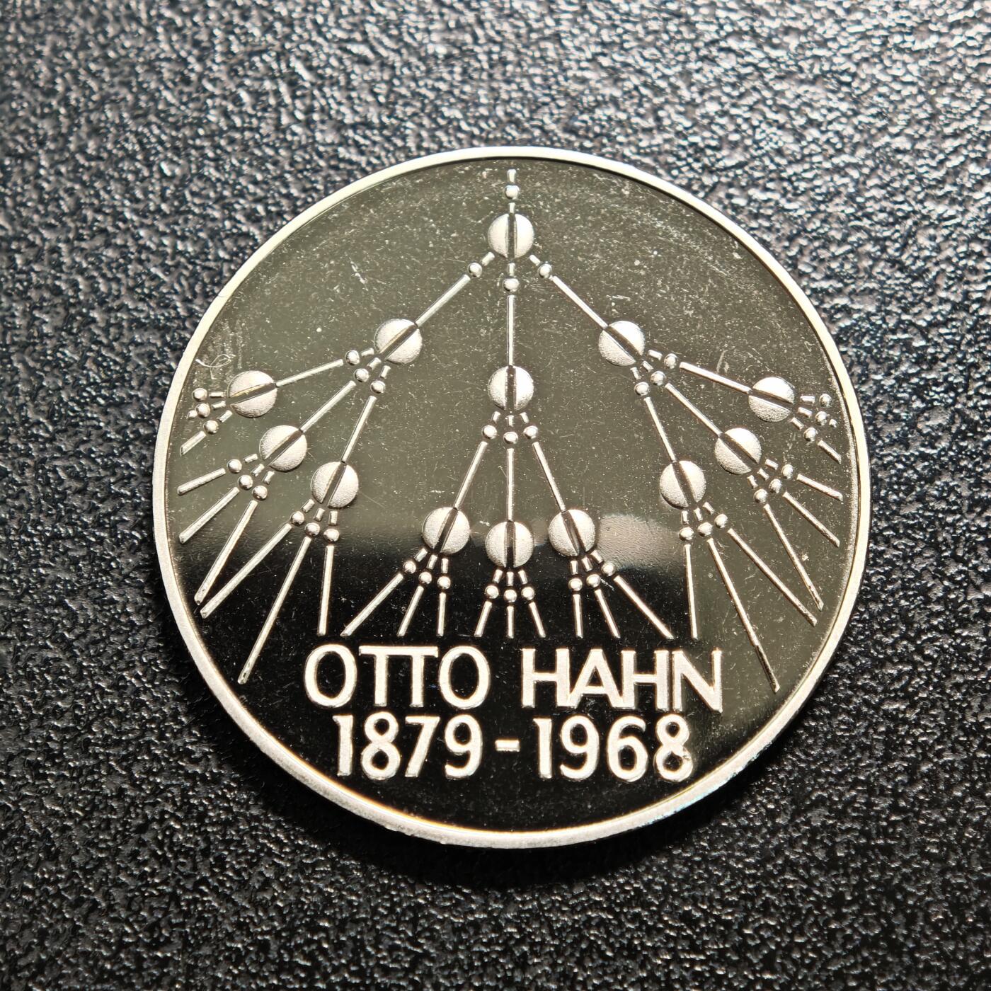 【德藏】世界币章拍卖第154期（拍品征集中~欢迎藏友联系） 1979年 德国化学家奥托·哈恩诞辰百年5马克纪念镍币 直径约：29mm；重约：10g