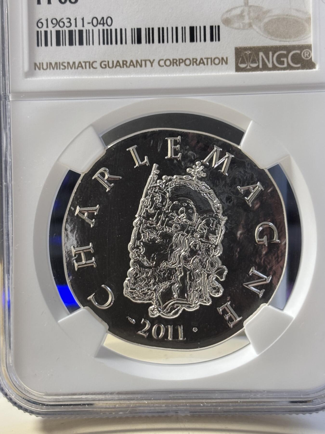 第182期拍卖 获奖法国2011年君王系列查理曼大帝仿古纪念银币NGC-PF68原盒证书，900银，发行20000枚，2011年世界硬币大奖-最佳克郎币