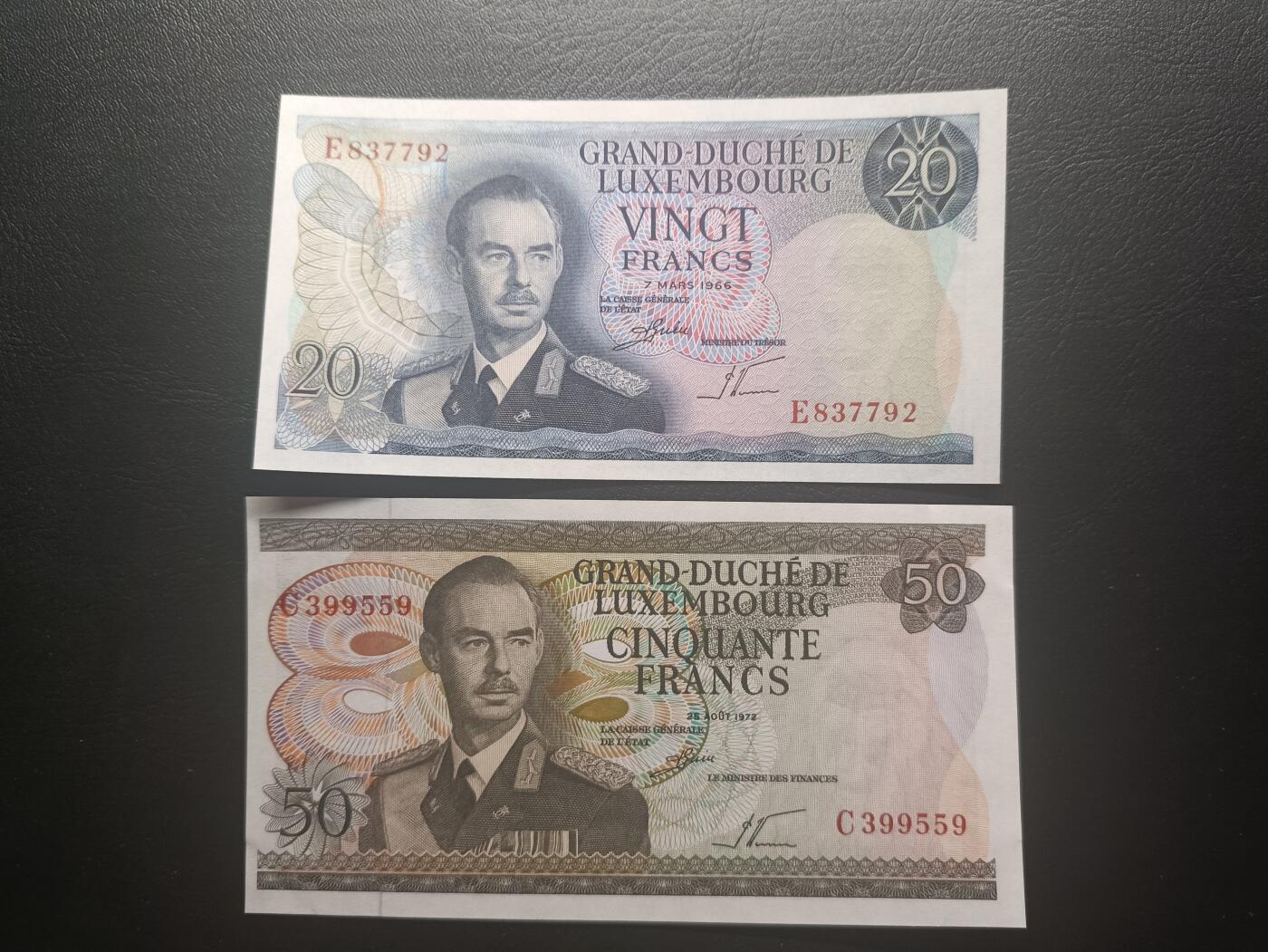 2025十一月第五期，总第203期 【地】卢森堡1972版20+50法郎UNC—UNC-，让大公和桥梁/炼钢