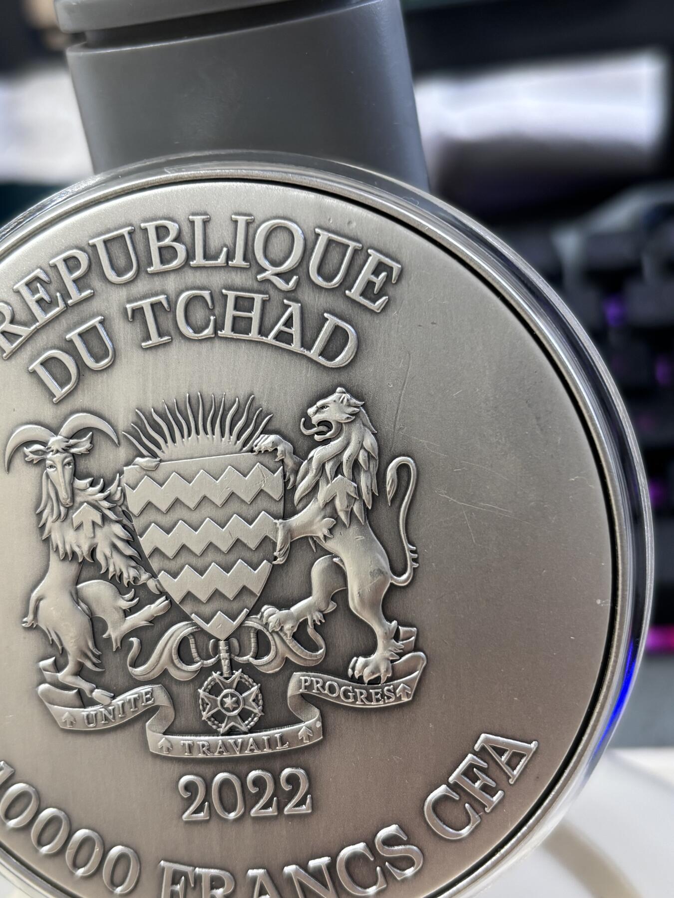 第182期拍卖 乍得2022年四海龙王（4）南海龙王敖钦 高浮雕双金属银币，2盎司银+11.5盎司铜，发行量500