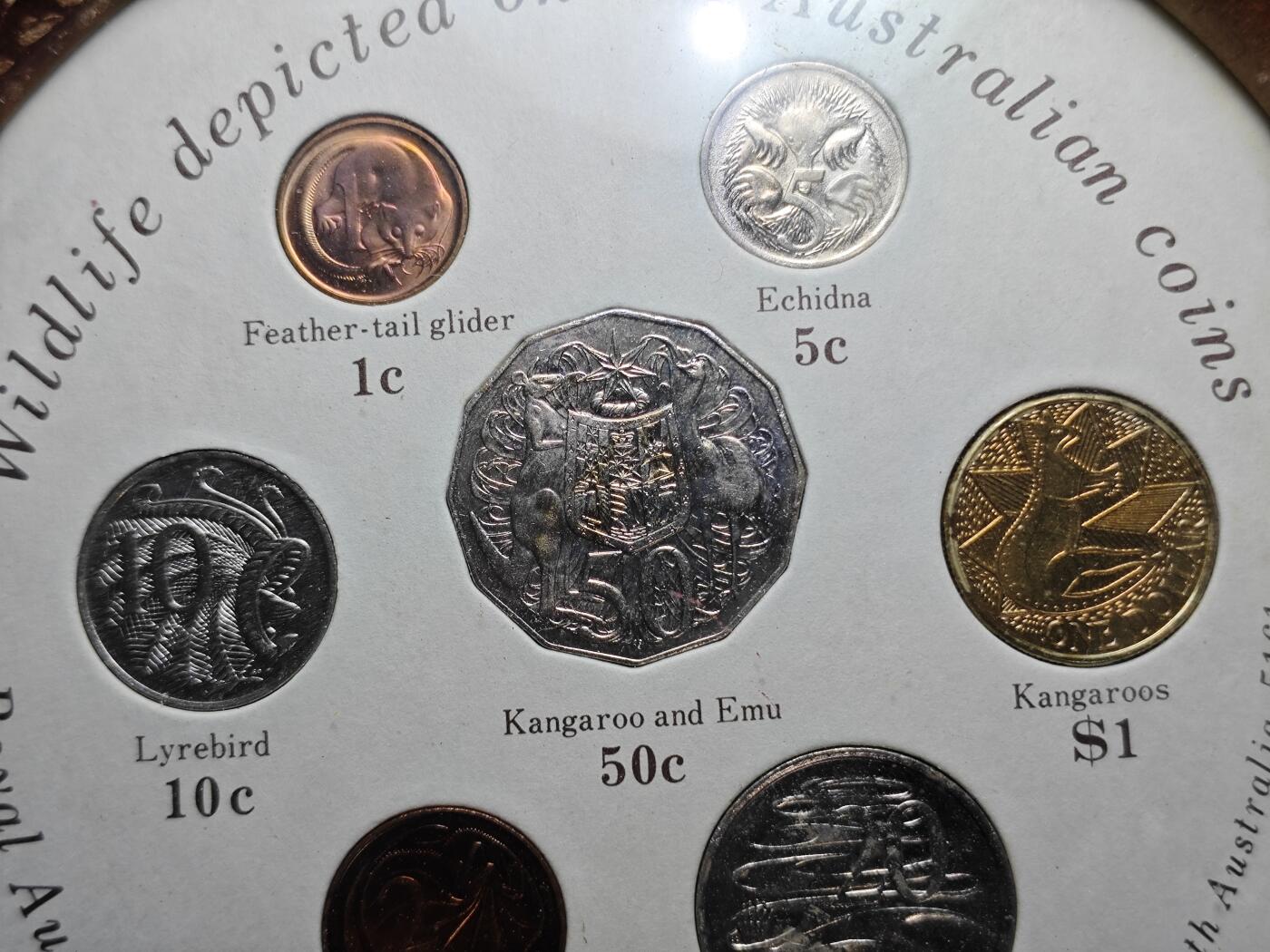 KK钱币收藏小铺 （套币 好品/批量散币 银币）专场  2月预留时间 周末发货  澳大利亚硬币挂件 背板卡扣坏了一个