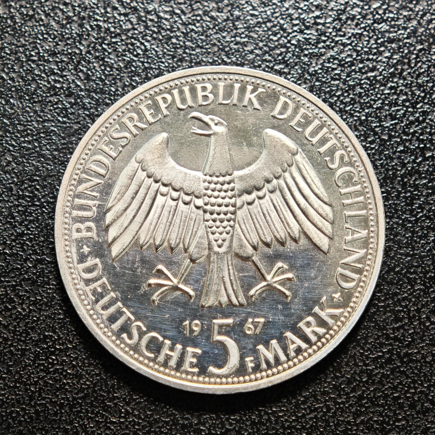 【德藏】世界币章拍卖第154期（拍品征集中~欢迎藏友联系） 1967年 德国科学家威廉和亚历山大·冯·洪堡5马克纪念银币 直径约：28.9mm；重约：11.1g