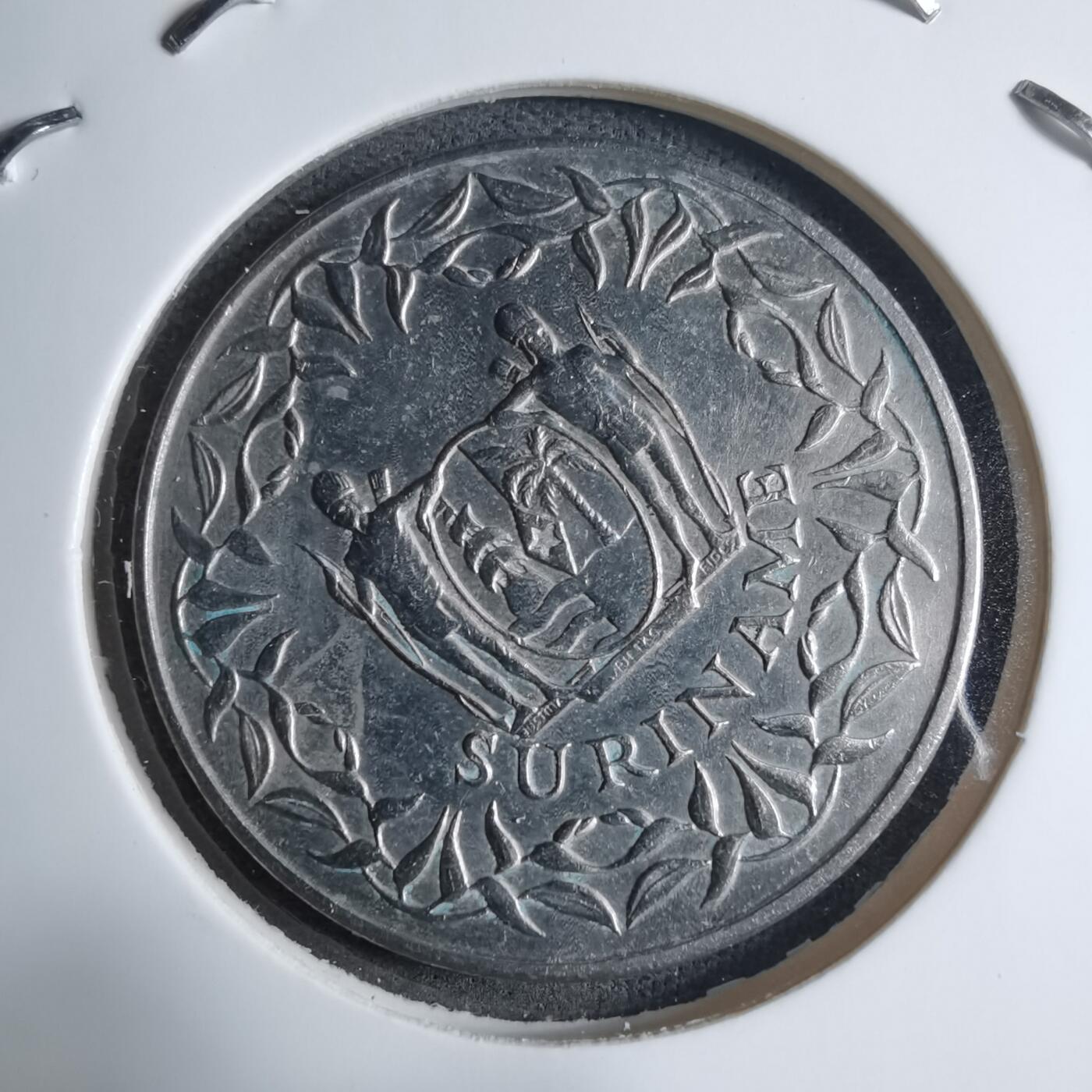 沼泽如烟--第909场 苏里南1989年250分