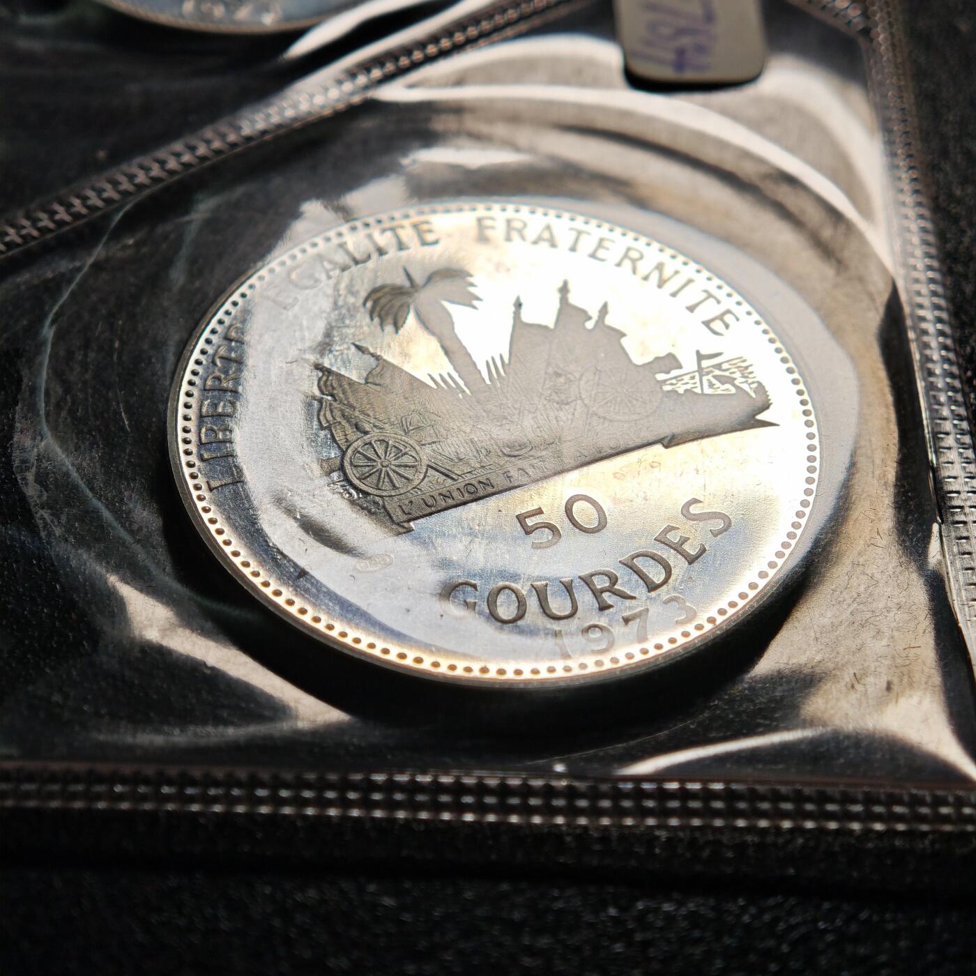 【德藏】世界币章拍卖第154期（拍品征集中~欢迎藏友联系） 1973年 海地精制纪念套币 原册