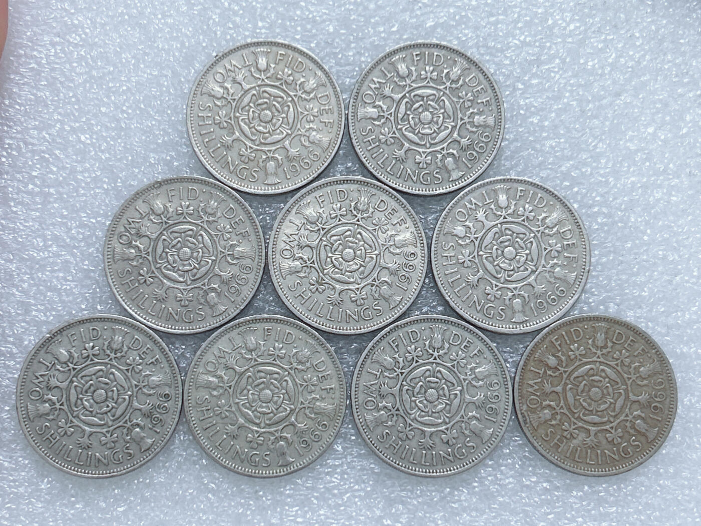 第一海外回流一元起拍收藏 散集专场  第270期 英国1966年2先令硬币 9枚