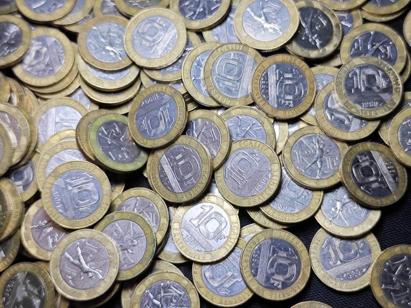 KK钱币收藏小铺 （套币 好品/批量散币 银币）专场  2月预留时间 周末发货  法国10法郎各种年份 双色币一组347枚