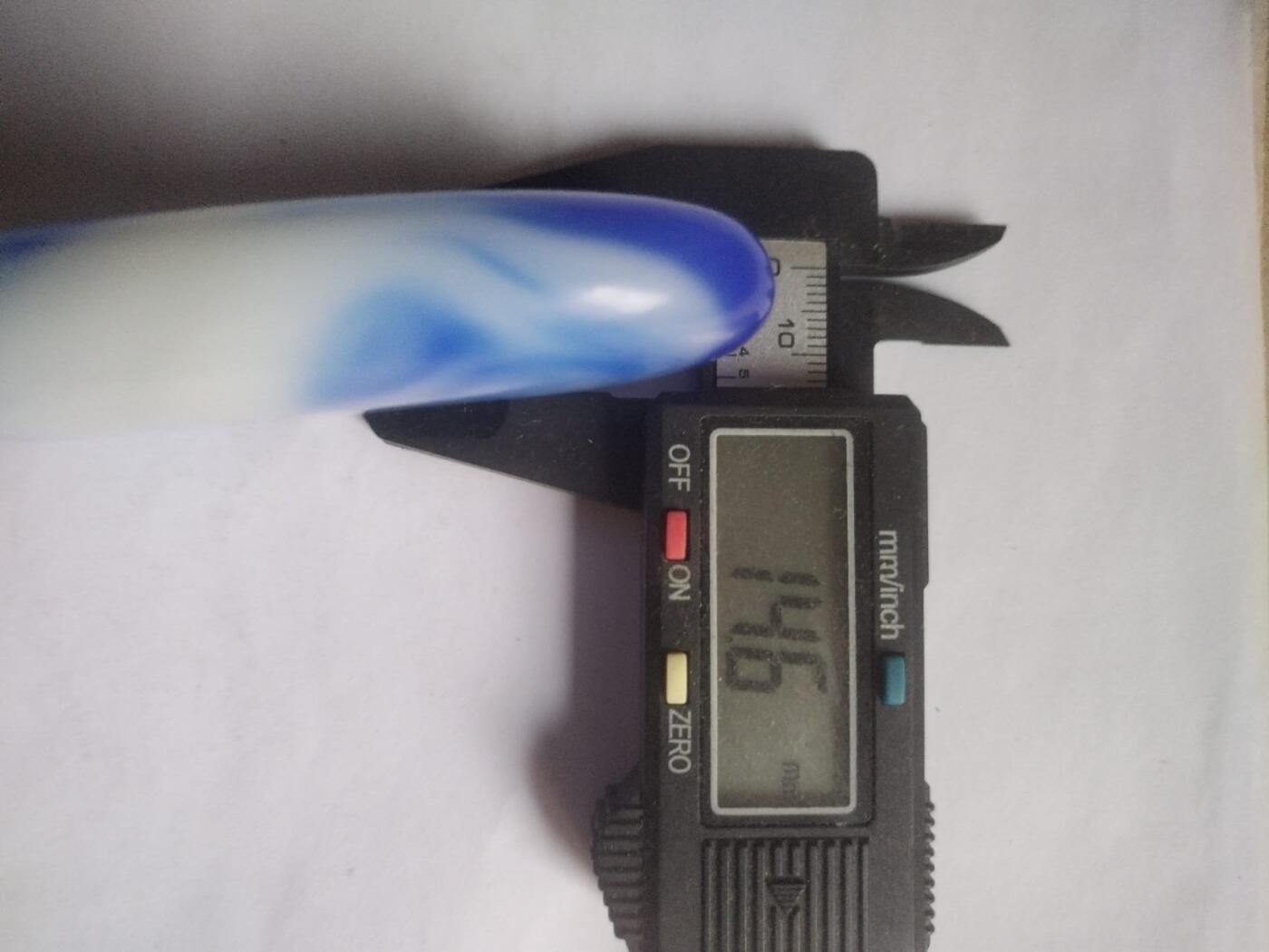 玉石 手镯 手串 新疆七彩玉 手把件。