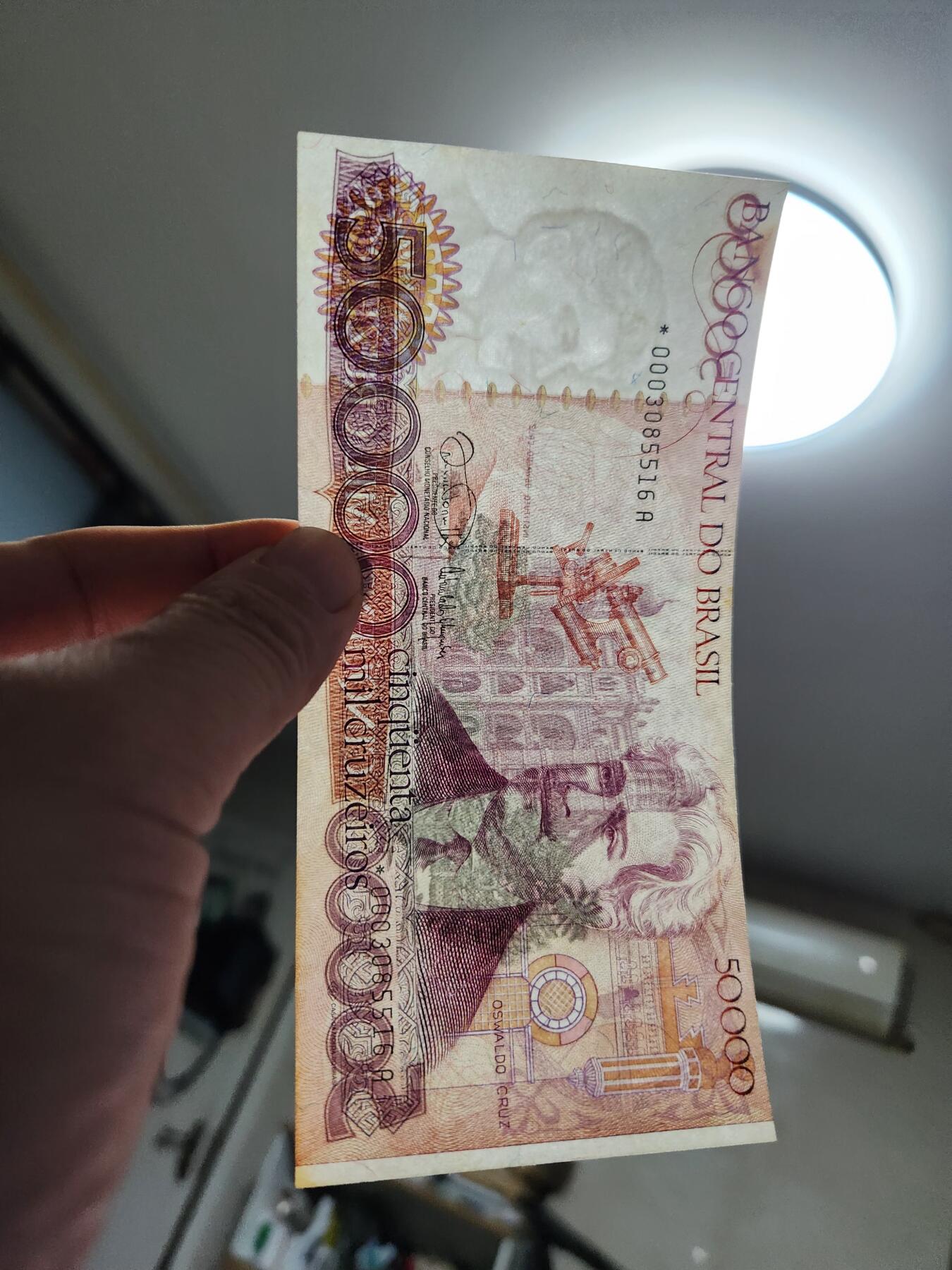 11月23号晚上8点 外国纸币自动截拍第63场 0003 补号券 第三个号码 巴西1984年50000克鲁塞罗 签名22 原版新品黄斑