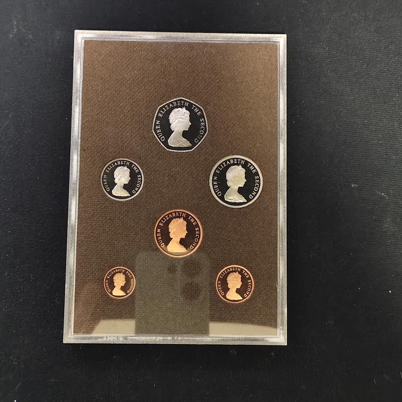 【全场包邮】纯粹捡漏拍479场（免费代拍第16场） 福克兰群岛1980年官方精制套币-无封套