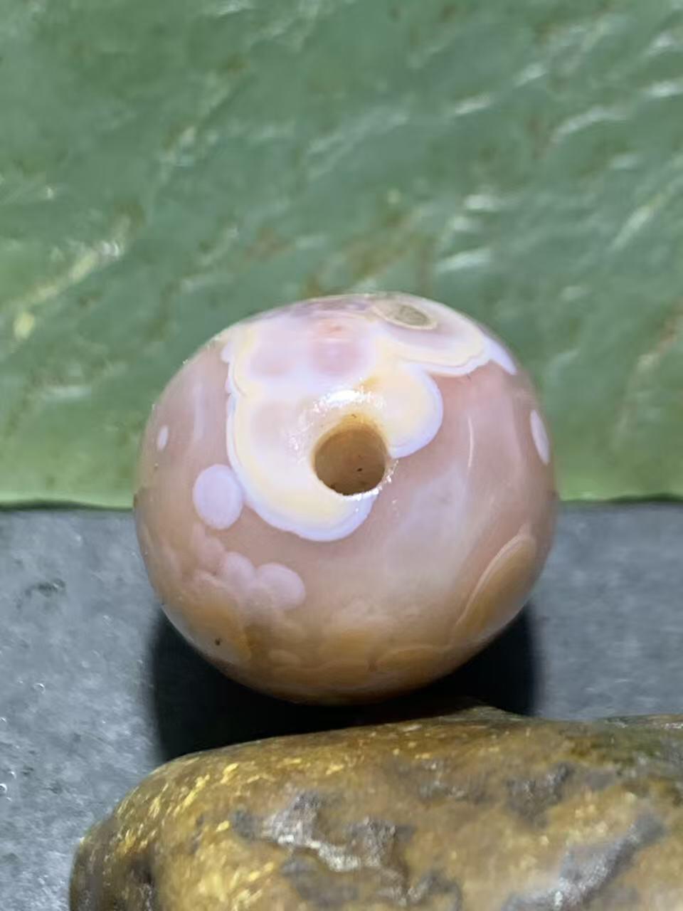 精美冰粉冻料天眼纹战国红玛瑙随形桶珠一颗