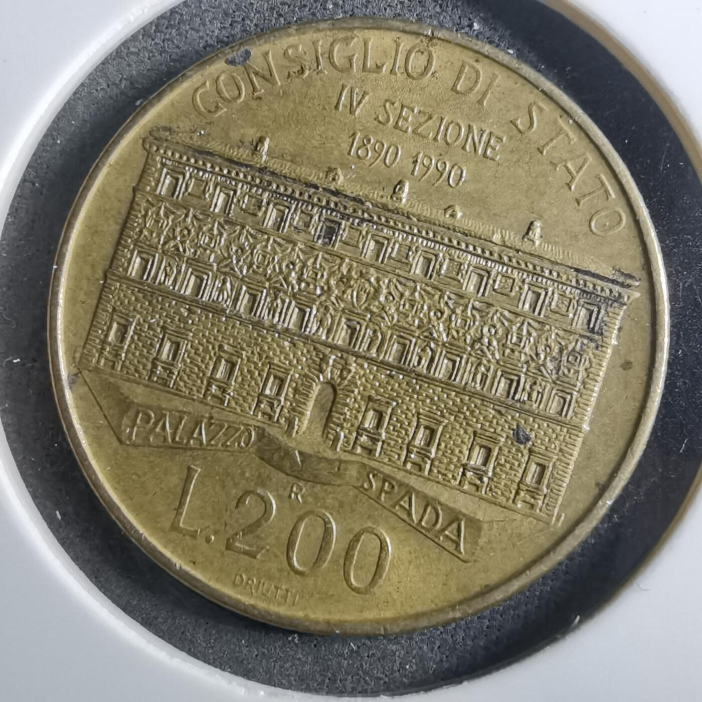 沼泽如烟--第910场 意大利1990年200里拉