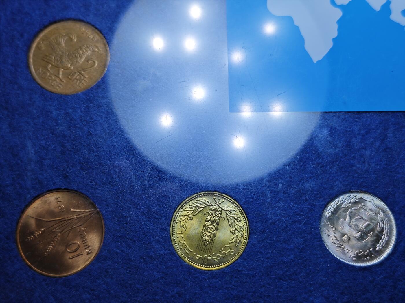 KK钱币收藏小铺 （套币 好品/批量散币 银币）专场  2月预留时间 周末发货  世界各国硬币卡套17枚 含好品！