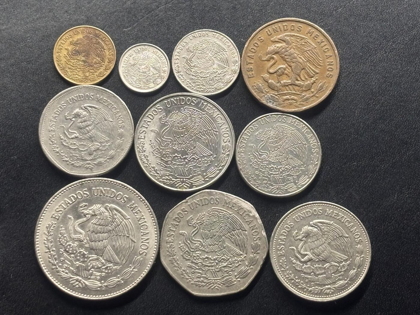 邮泉阁限时拍卖第三十六场 美洲硬币专场（硬币在国外。请付邮费6元。） 墨西哥10枚