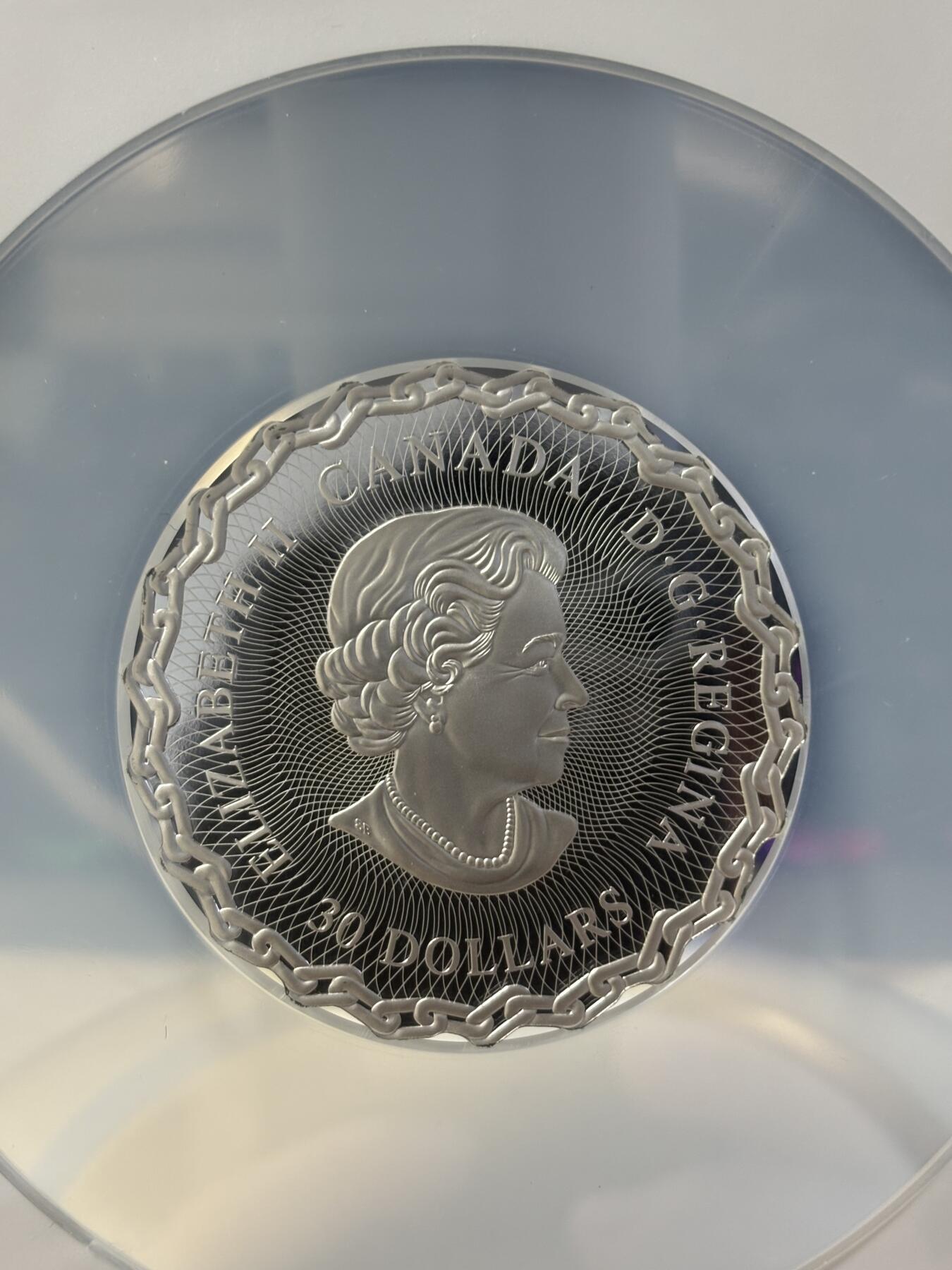 第182期拍卖 加拿大2019年圣劳伦斯海道60周年2盎司波纹边银币NGC-PF70原盒证书，9999银，62.694克，发行2000枚