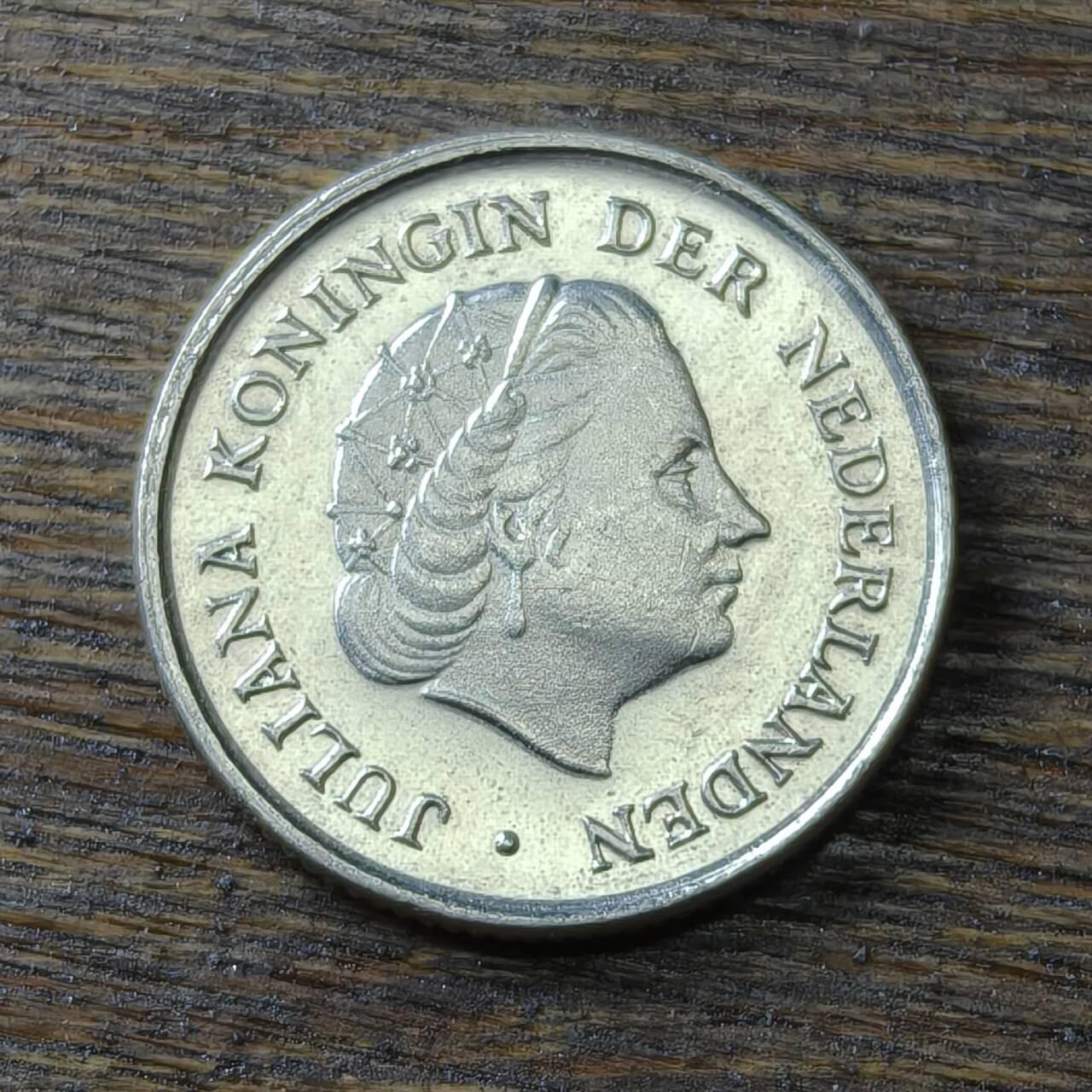 【铜匠收藏】★第132场★散币场，无佣金，30包邮。不满30元，支付5元运费。《接受代拍 代送NGC评级》 荷兰 1973年 10分 镍币 朱丽安娜女王