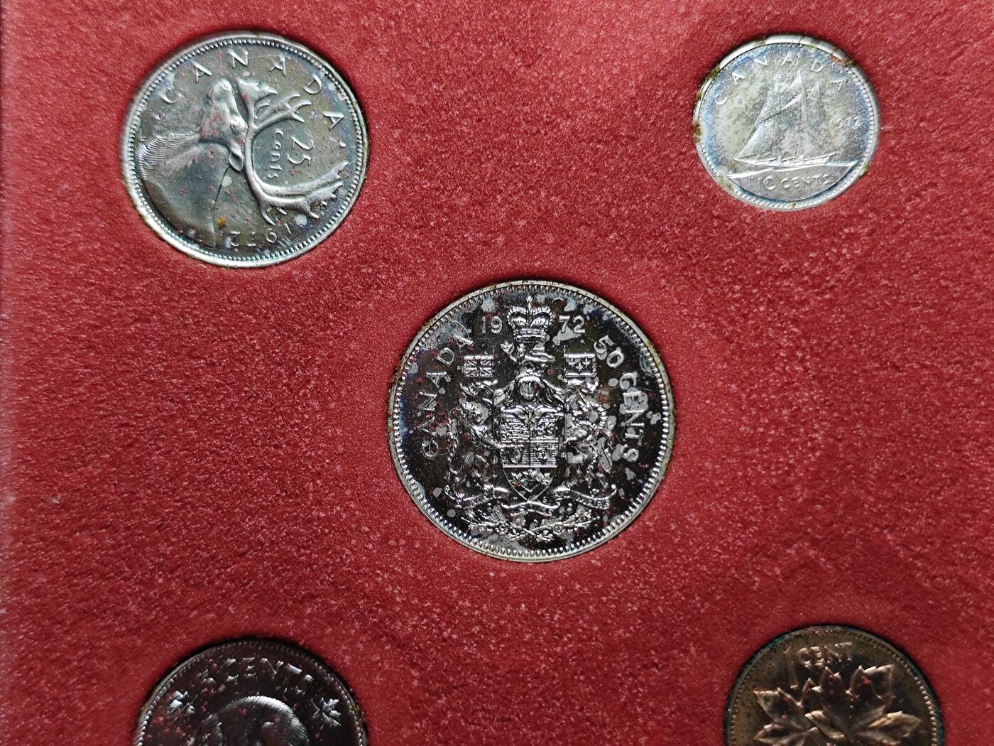 KK钱币收藏小铺 （套币 好品/批量散币 银币）专场  2月预留时间 周末发货  1972加拿大套币 含2枚大一元镍币