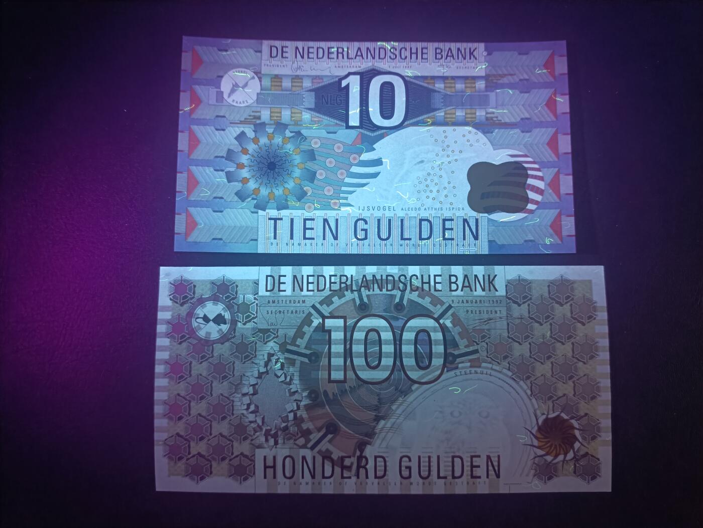 2025十一月第五期，总第203期 【地】荷兰套钞批量两张UNC