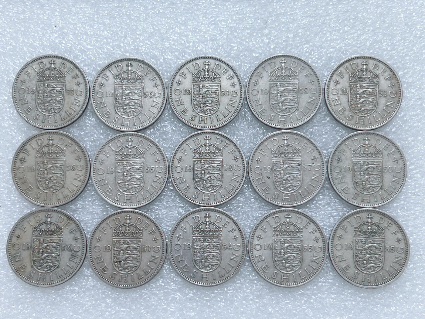 第一海外回流一元起拍收藏 散集专场  第270期 英国50年代三狮版1先令硬币 15枚