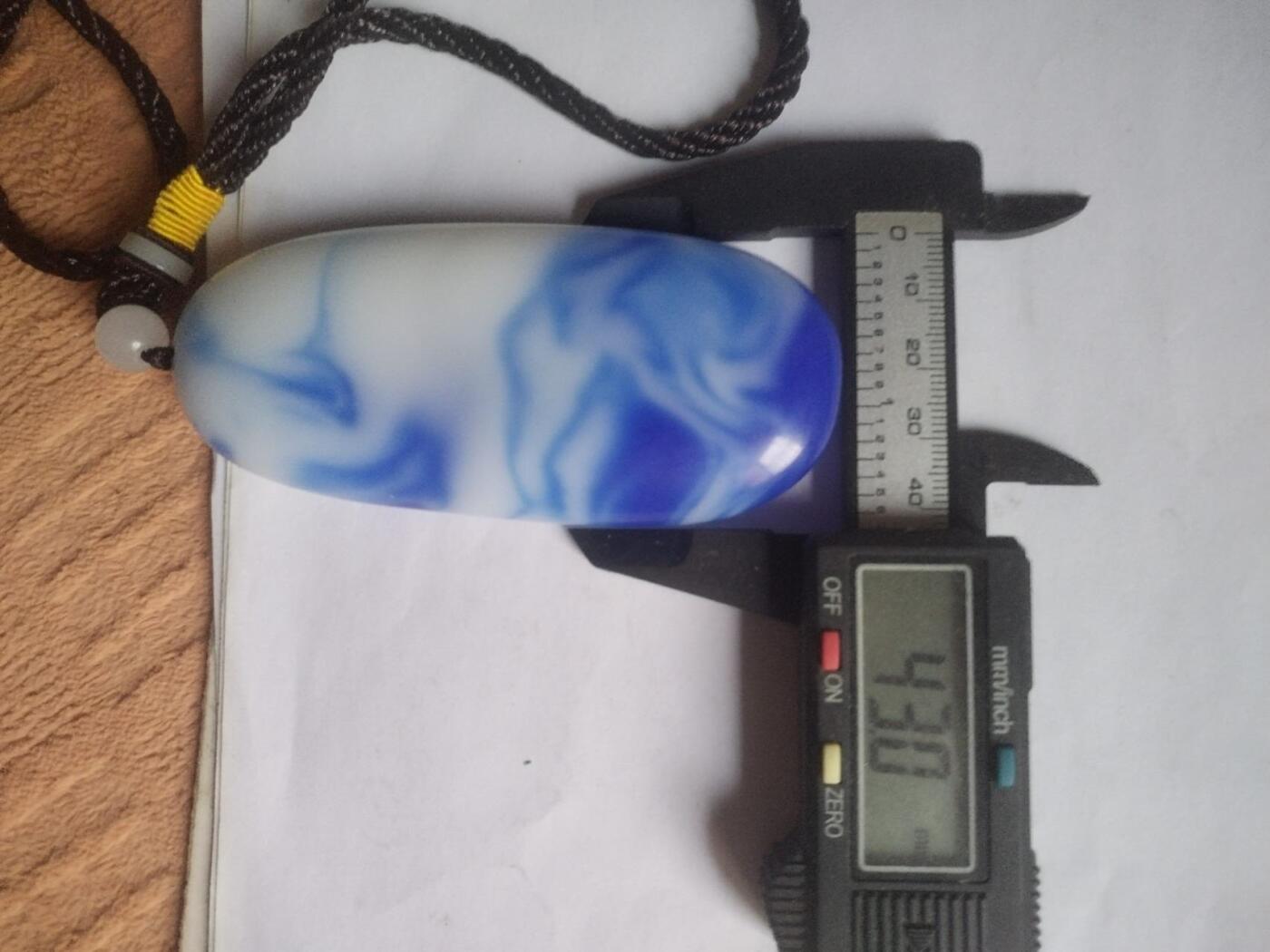 玉石 手镯 手串 新疆七彩玉 手把件。