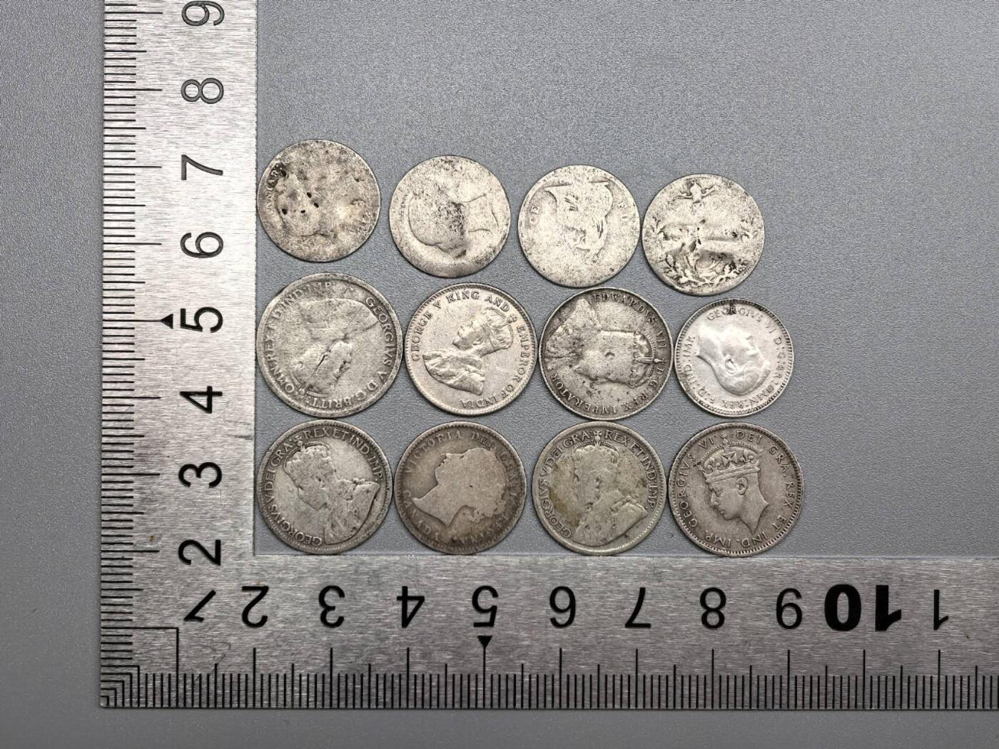 小驴勋章奖章收藏11月22日周六晚六点拍卖（珍爱和平，收藏战争，铭记历史，勿忘国耻，忠党爱国。有偿代拍，送拍规则在简介最后，参拍须阅读规则后再参拍，关系到运费包装发货时效真假辨别等关键信息，拍卖时不再发原图，看大图店主微信码在拍卖店铺介绍里） 19XX年10分银币一组，23克