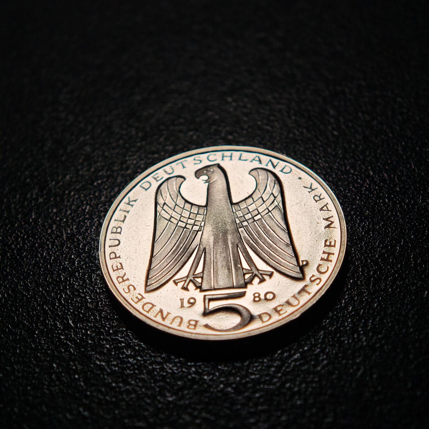 【德藏】世界币章拍卖第154期（拍品征集中~欢迎藏友联系） 1980年 德国诗人沃格尔魏德逝世750周年5马克纪念镍币 直径约：28.9mm；重约：10g