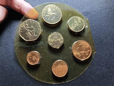 KK钱币收藏小铺 （套币 好品/批量散币 银币）专场  2月预留时间 周末发货 -  1982英国大小面值清年一套