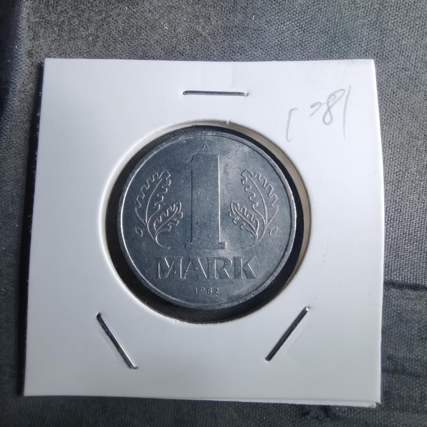 沼泽如烟--第910场 东德1982年1马克